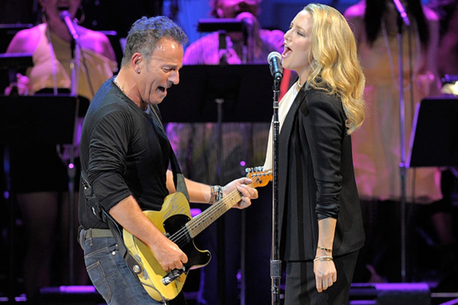 Bruce Springsteen and Kate Hudson