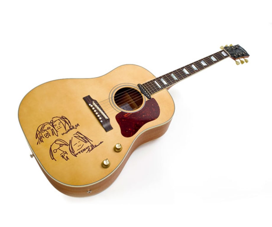 Gibson John Lennon 70th Anniversary J-160E Guitars