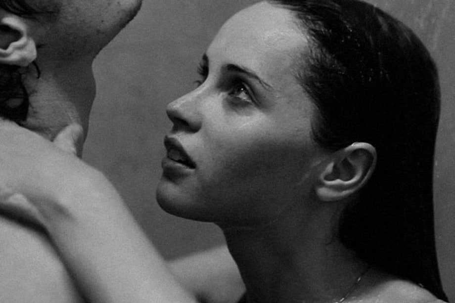 Hot Actress: Felicity Jones