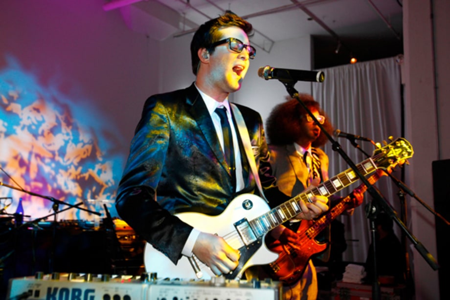 Mayer Hawthorne and ?uestlove