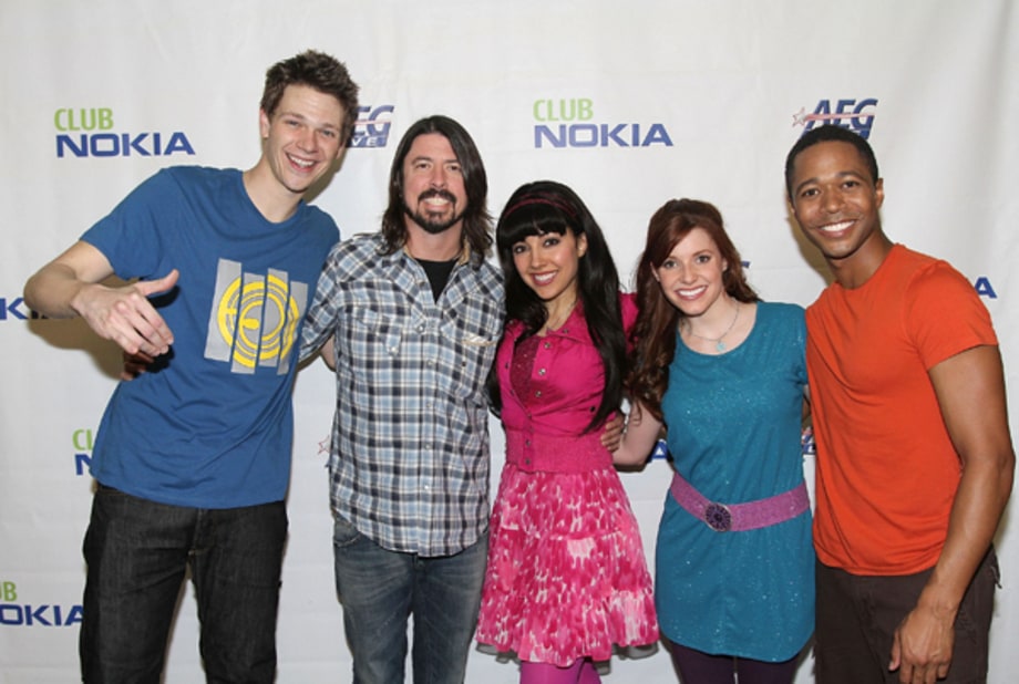 Dave Grohl Backstage with The Fresh Beat Band