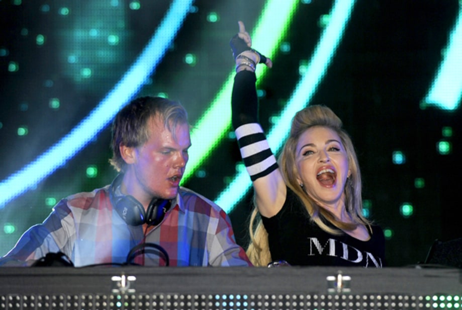 Avicii Performs with Madonna