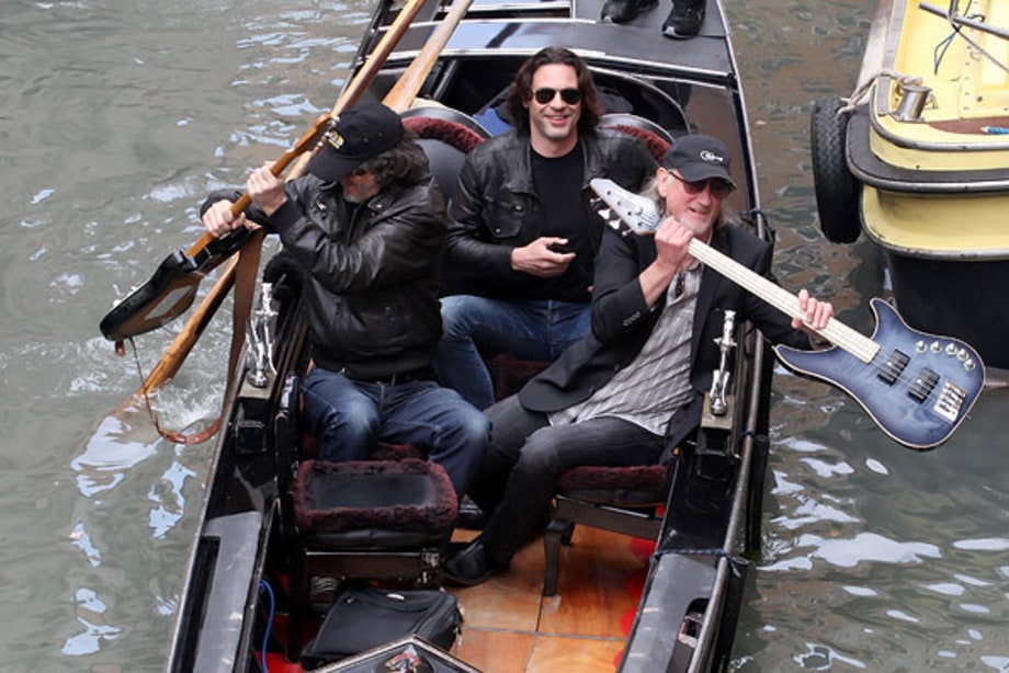 Row, Row, Row Your Boat