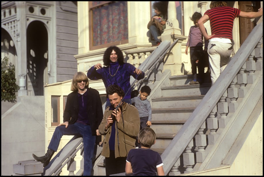 1966: On the steps at 710