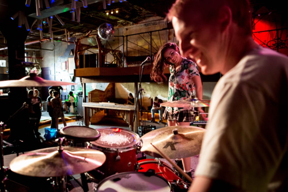 Sound-Checking