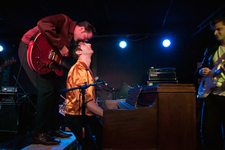 Low Cut Connie