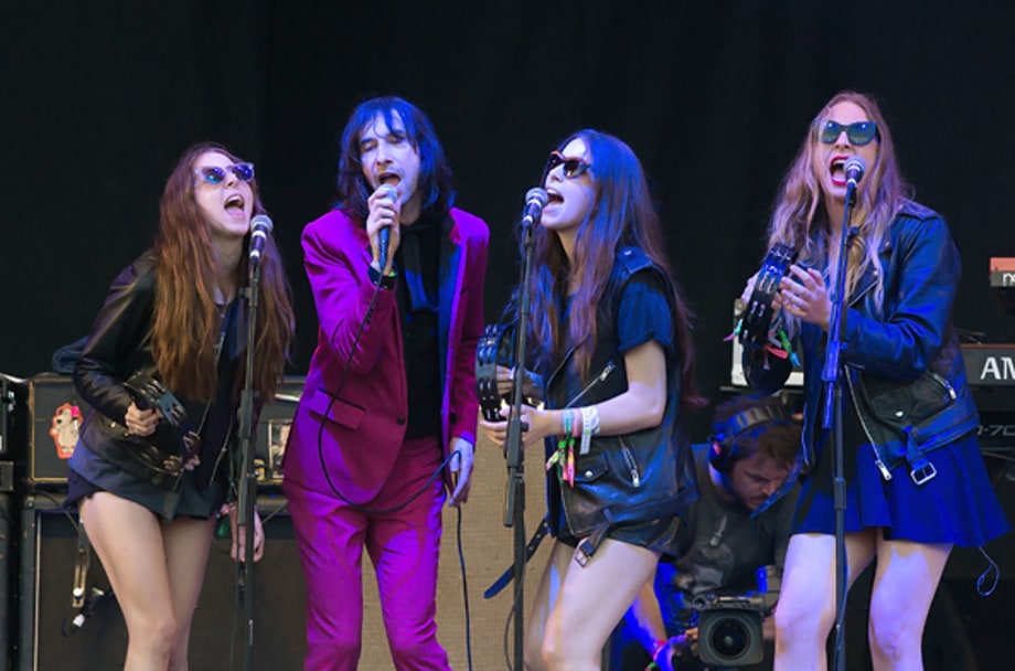 Primal Scream and HAIM