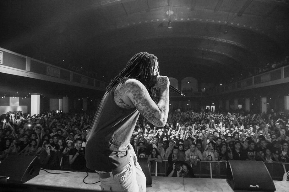 Waka Warms Up the Crowd