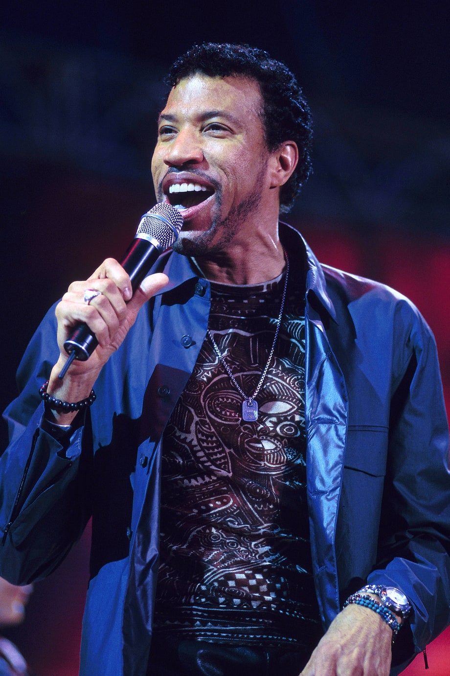 2002: Introducing Lionel Richie… Disco Don?