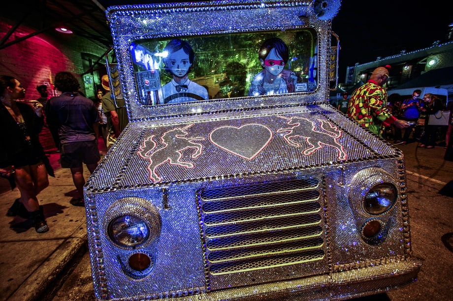 BEST BAND VEHICLE: HEARTSREVOLUTION’s Van