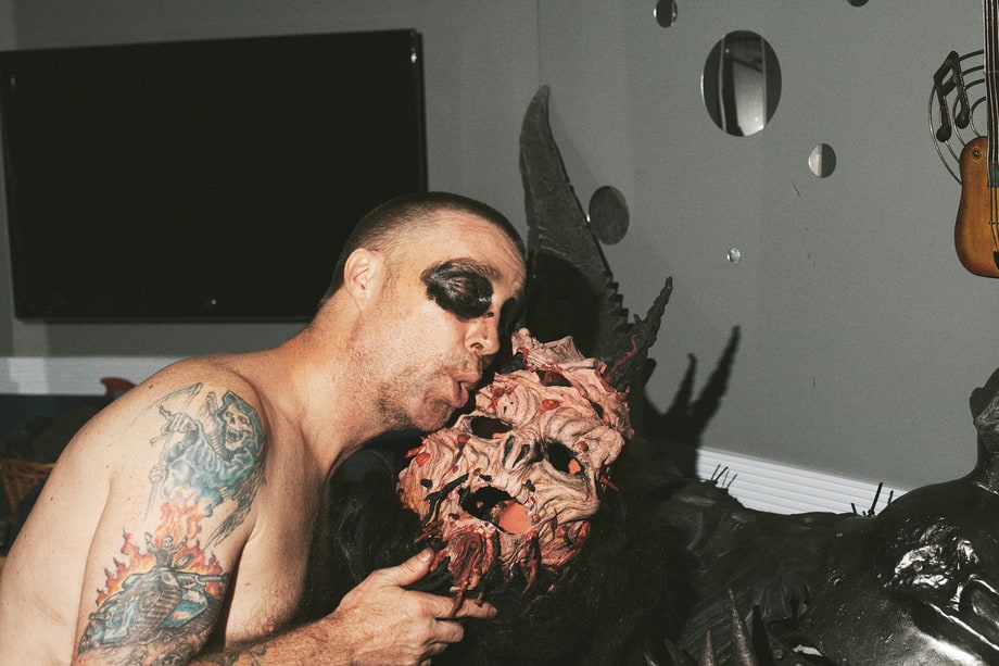 Kiss the Mask