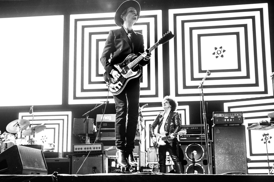 Best Non-Reunion Comeback Moment: Beck