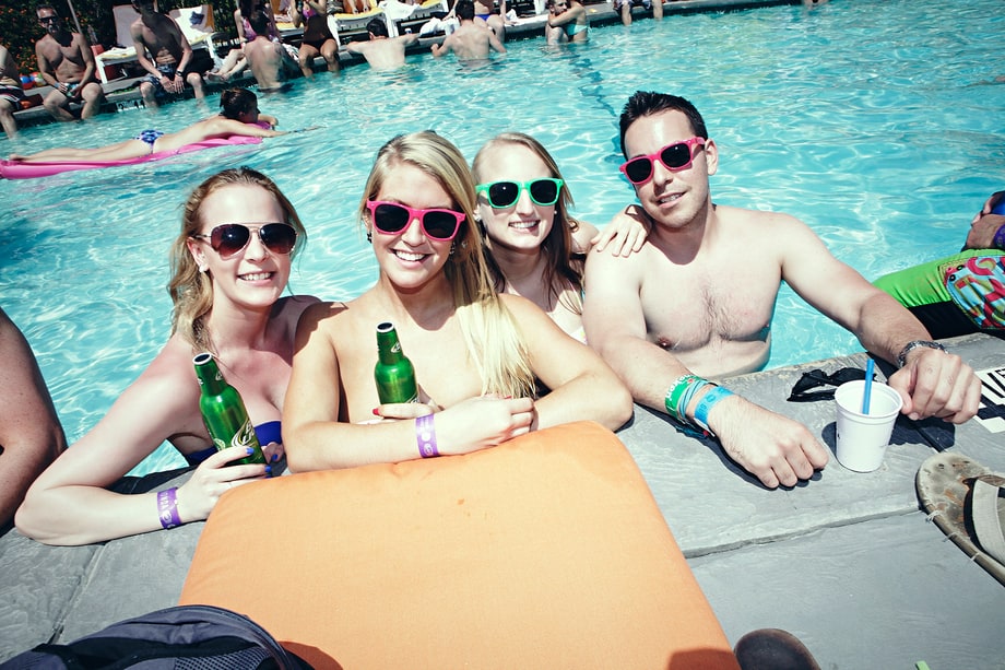 Swim Fans