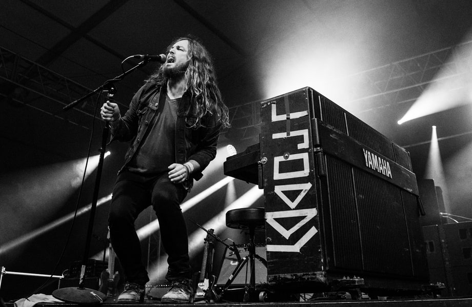 J. Roddy Walston and the Business