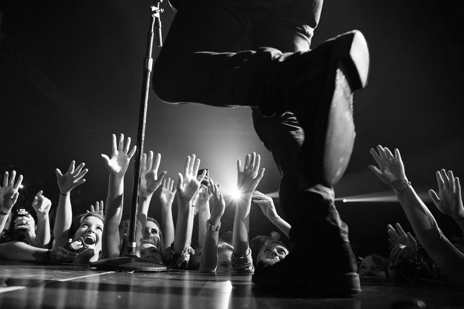 Keith Urban Hold Down the Front Row, Canada