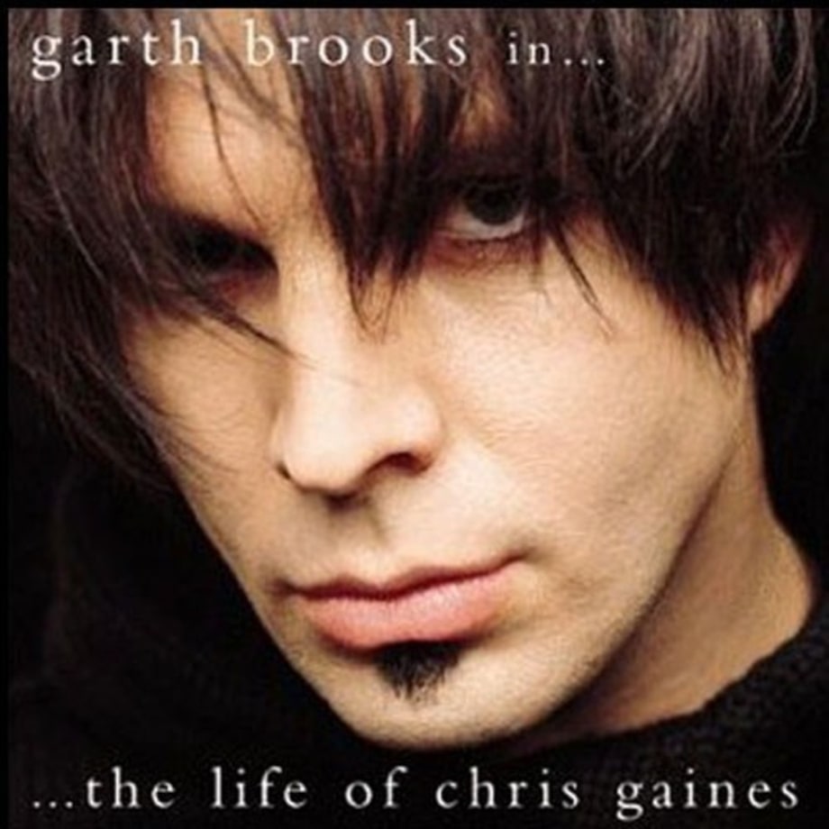 Garth Brooks Transforms Into Chris Gaines