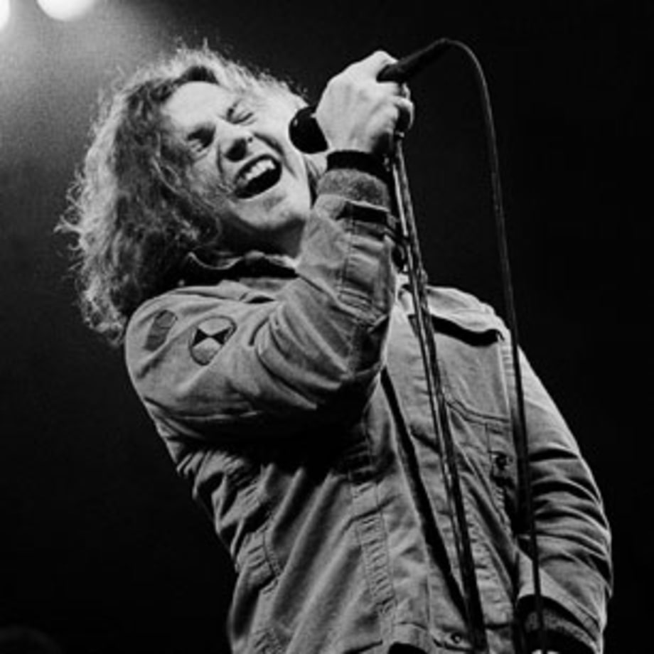 Pearl Jam Stops Making Videos, Refuses To Work With Ticketmaster