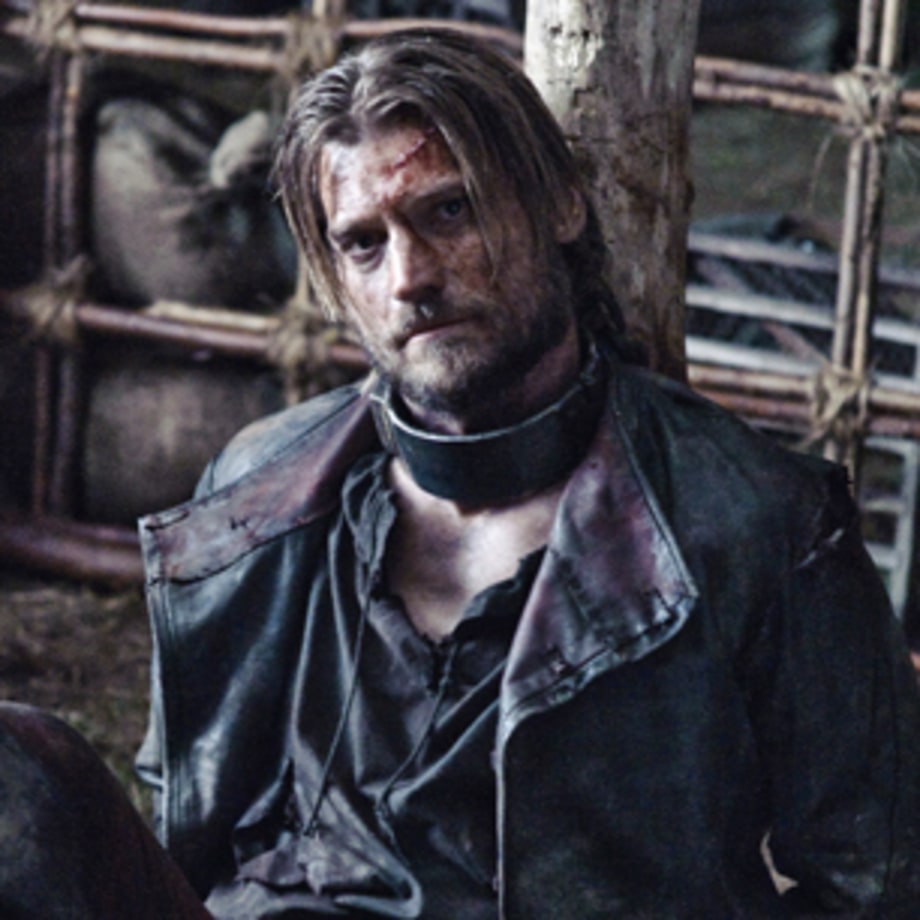 Jaime pushes Bran out the window (Episode 1,