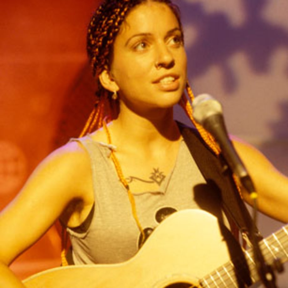 1990 Ani DiFranco founds her own indie label