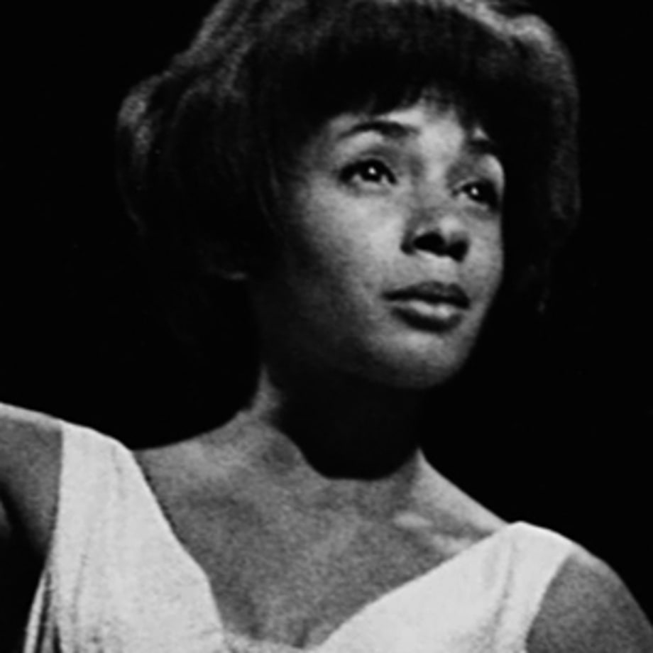 Shirley Bassey, 'Goldfinger' (1964)