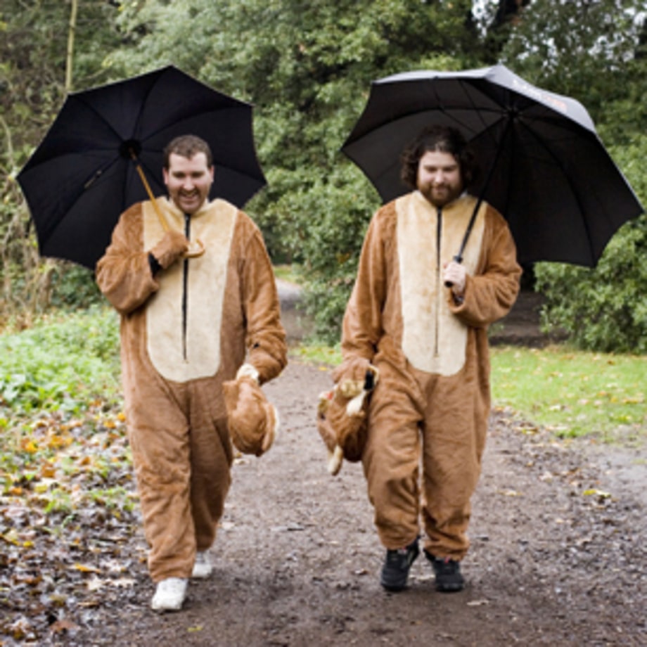 The 2 Bears, 'Bear Hug'