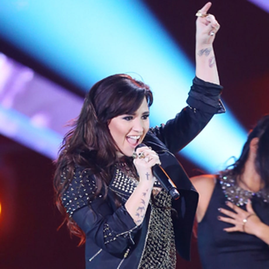 Best Celebrity Duet: Demi Lovato and Fifth Harmony