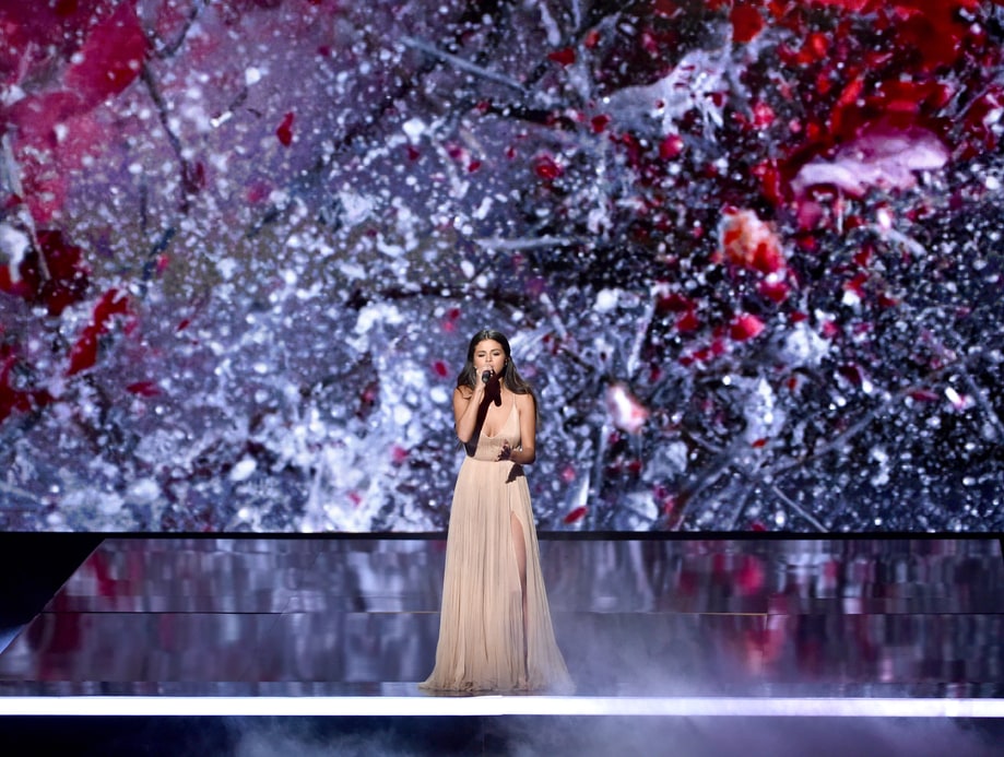 Best: Selena Gomez's Heart Wants…a Human Centipede?