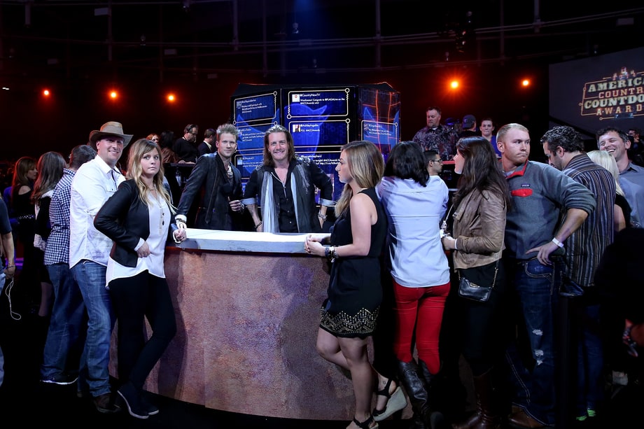Worst: The Twitter Bar's Fusing of Tailgating and Technology