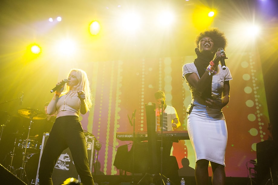Clean Bandit