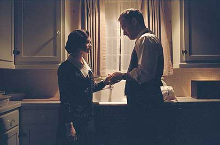 Jennifer Jason Leigh in