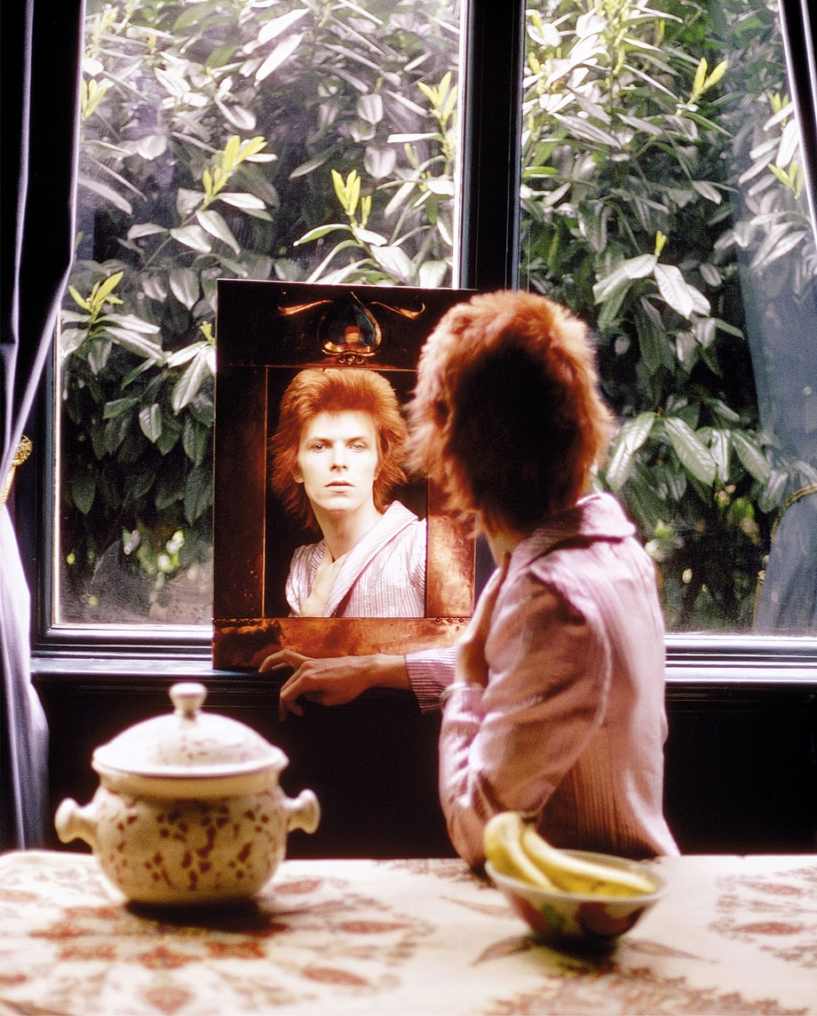See Iconic David Bowie Photos From Ziggy Stardust Era