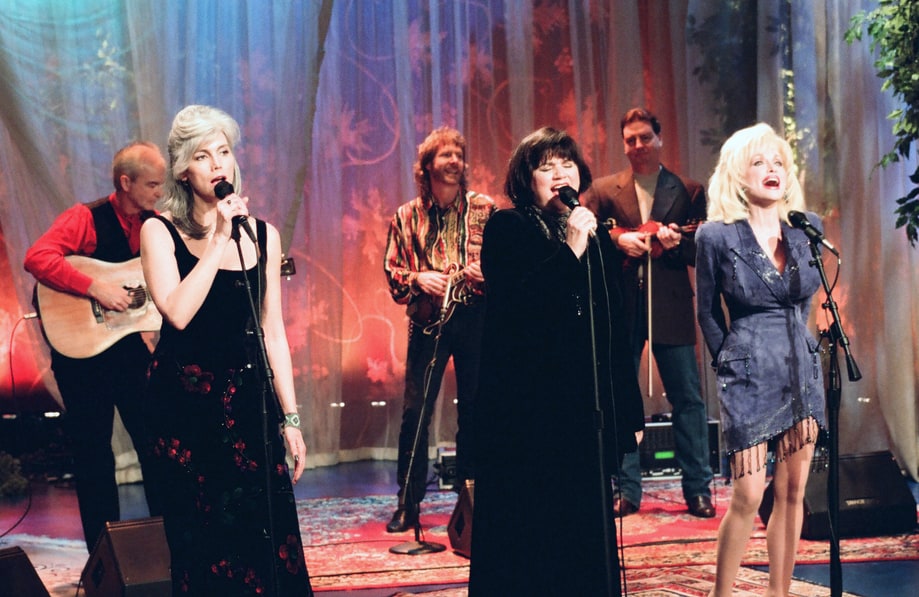 Emmylou Harris, Dolly Parton and Linda Ronstadt's 'The Complete Trio Collection' Album