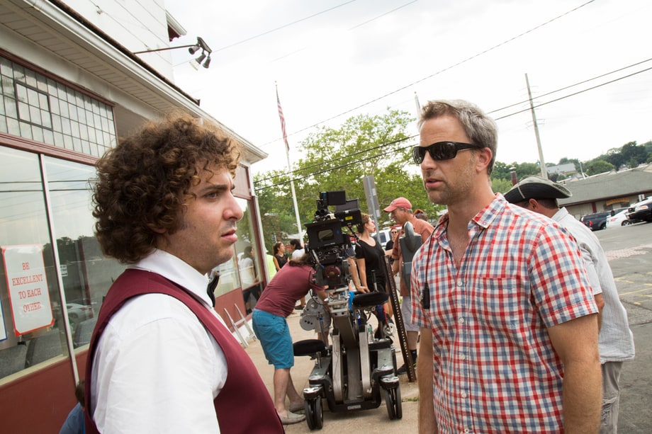 Oliver Cooper talks 'Red Oaks' scene with assistant director