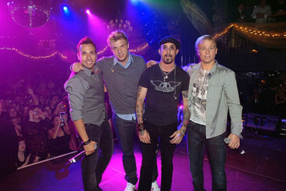 NYE 2008: Velvet Revolver, Paramore, Mary J. Blige, Pete Wentz and More Rock in the New Year