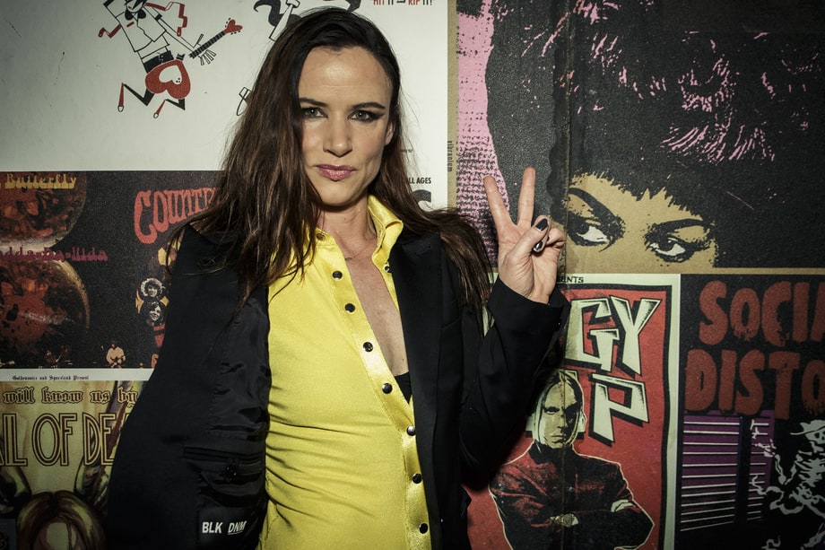 Juliette Lewis Backstage