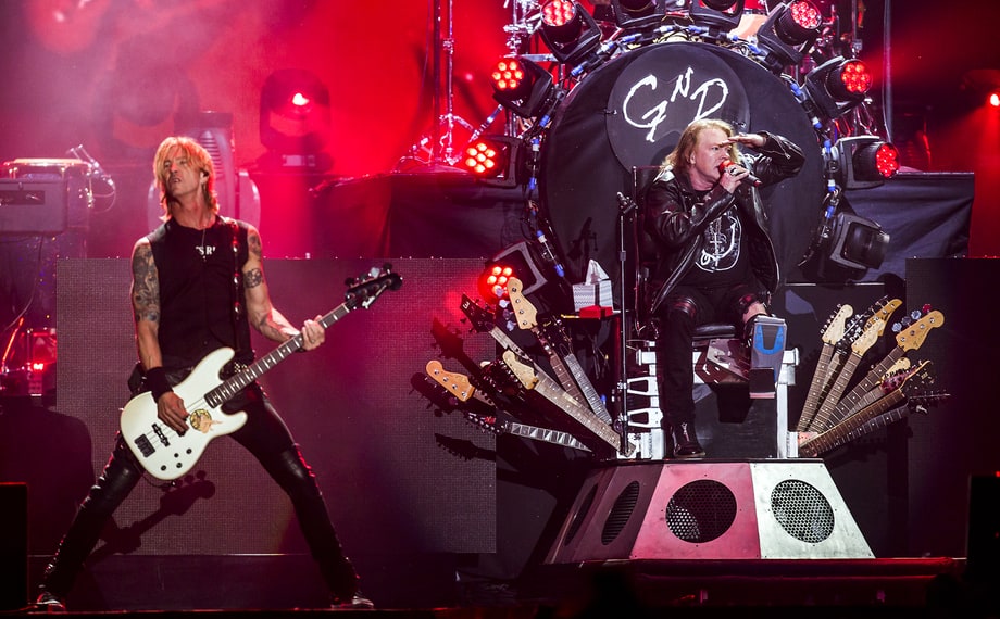 Best Changing of the Guard: Guns N' Roses