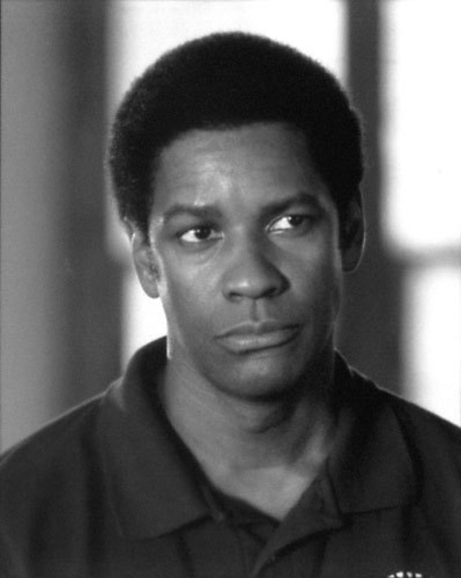Stills From the Movie Remember The Titans