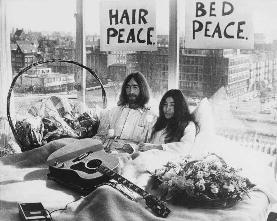 John and Yoko Stage a Bed-In (1969)