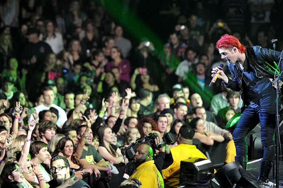 Photos: 2010 KROQ Almost Acoustic Christmas