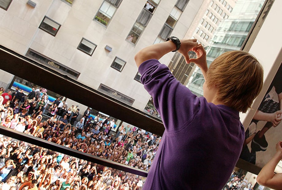I'm a Belieber: The 11 Greatest Superfan Communities