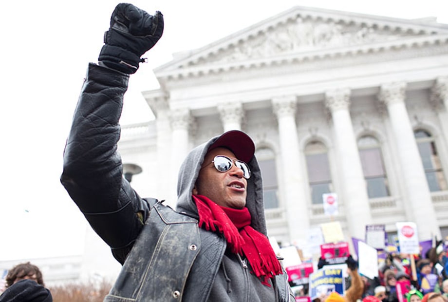 Photos: Tom Morello Rocks Wisconsin Protesters