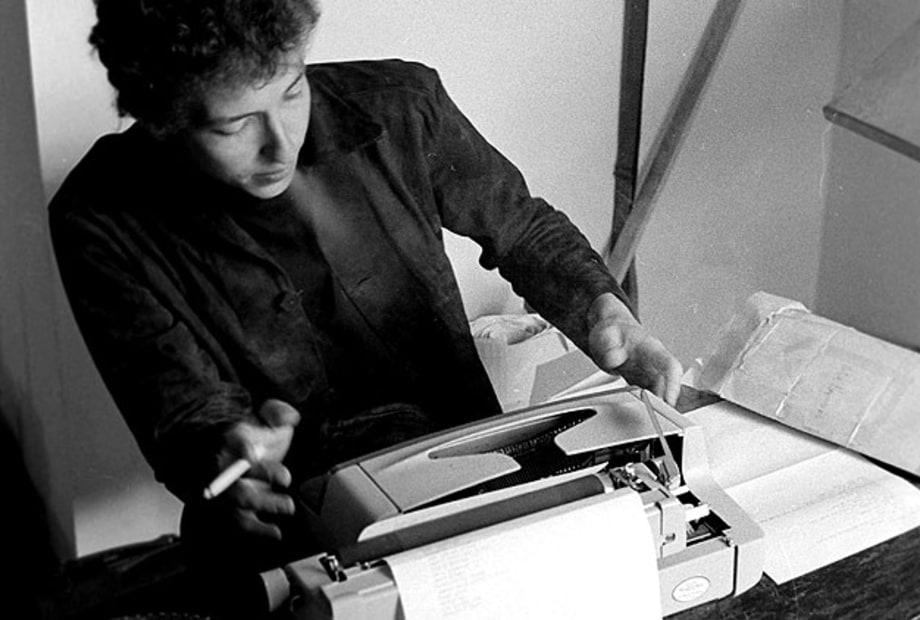 Rolling Stone Readers Pick the Top 10 Songwriters of All Time