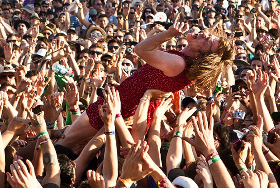 Coachella 2011: Hottest Live Performance Photos