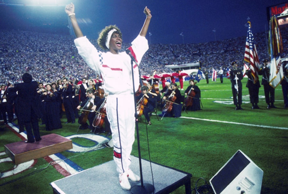 Ten Incredible Whitney Houston Performances
