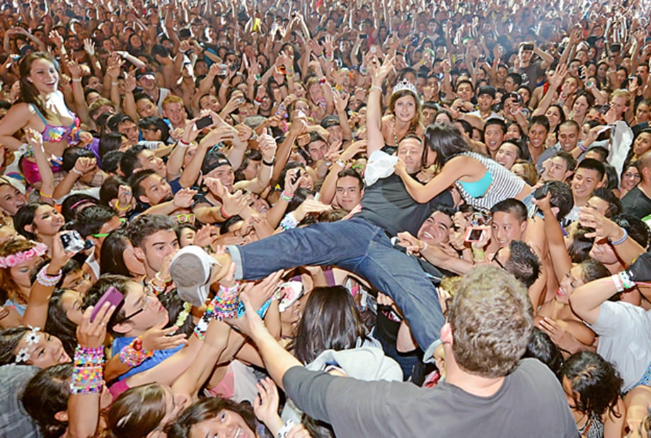 Behind the Scenes of Kaskade's Tour