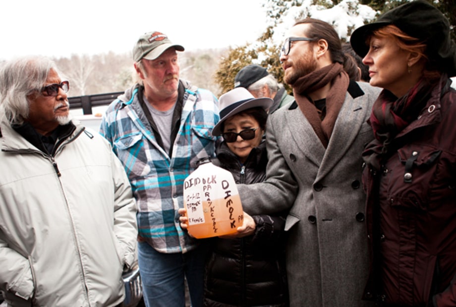 Yoko Ono and Sean Lennon Lead a Tour Through Fracking Country