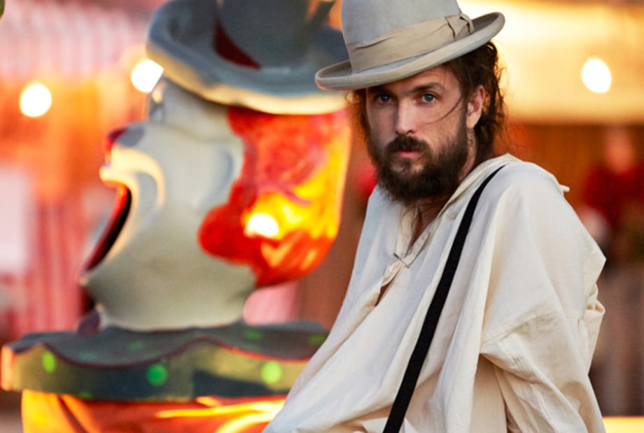 Edward Sharpe and the Magnetic Zeros at 'Big Top'