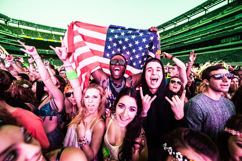 25 Raviest Things We Saw at Electric Daisy Carnival New York 2014