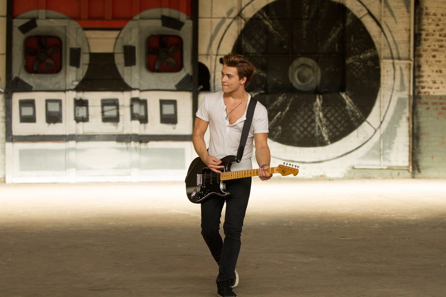 Hunter Hayes' 'Tattoo' Video: Behind-the-Scenes Photos