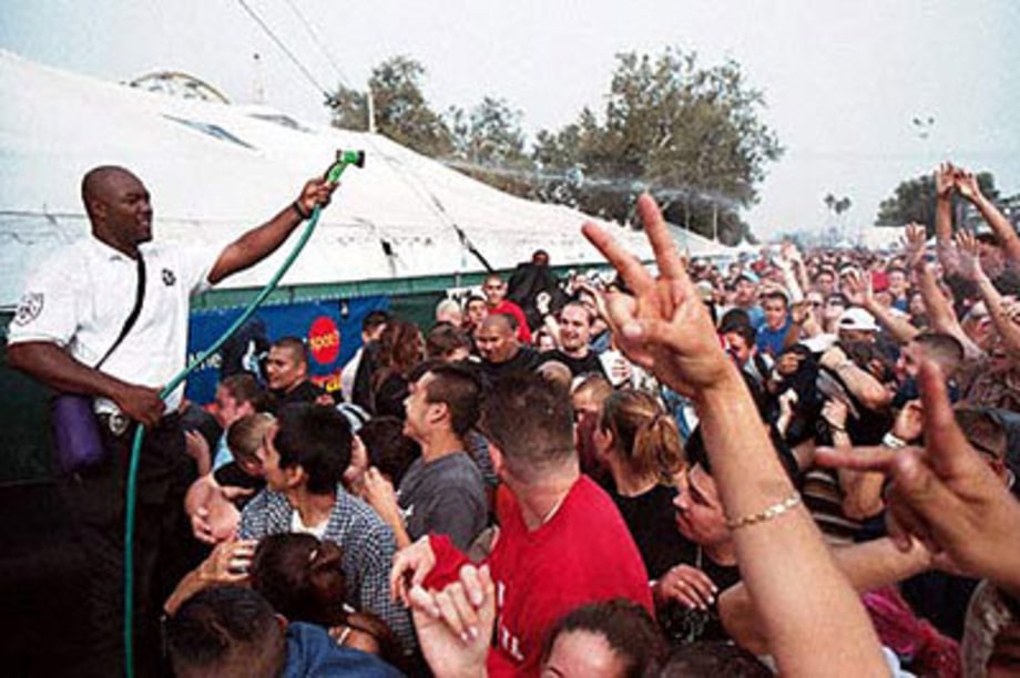 AudienceSmokeout01